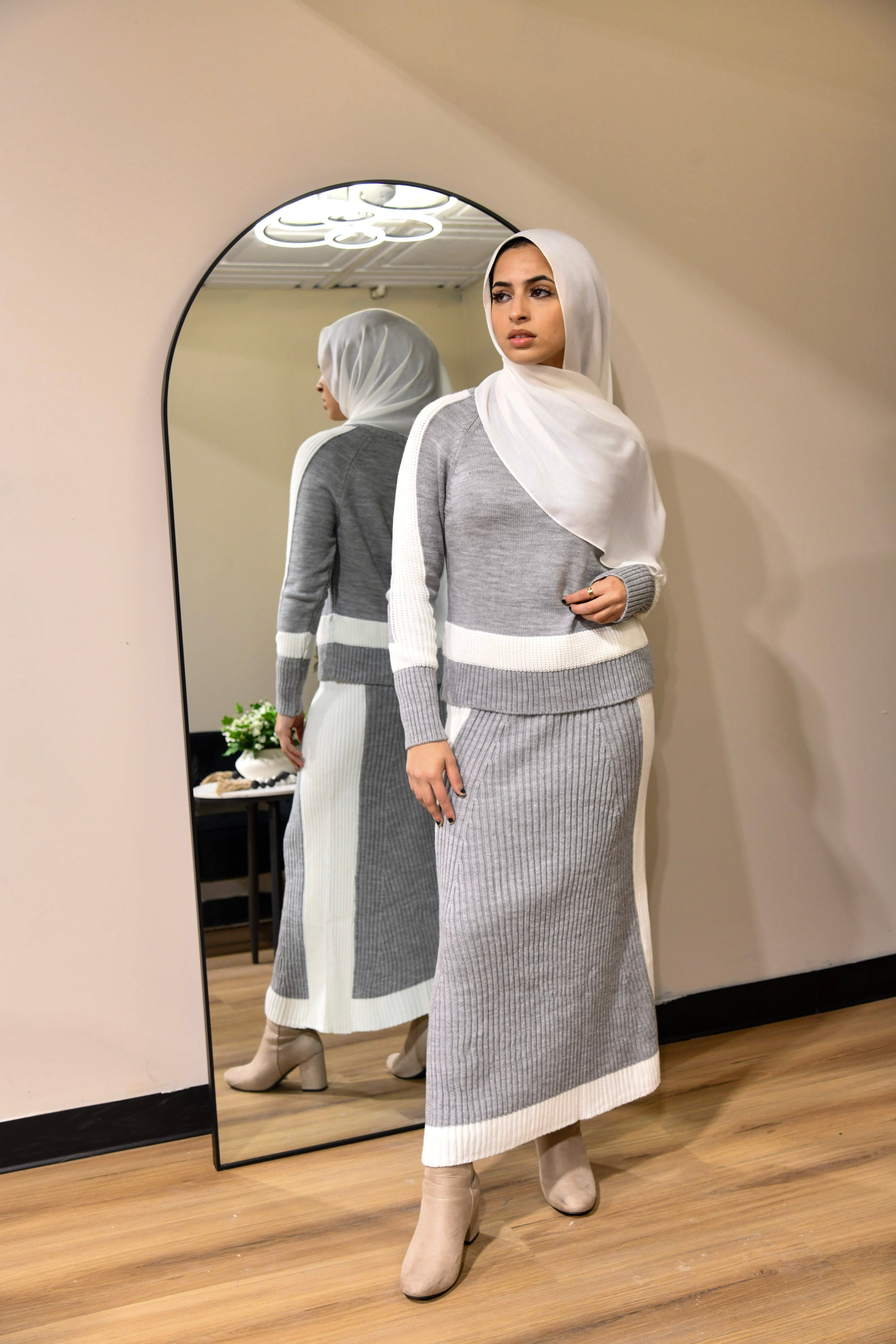 Knitted Striped 2 Piece Set - Grey