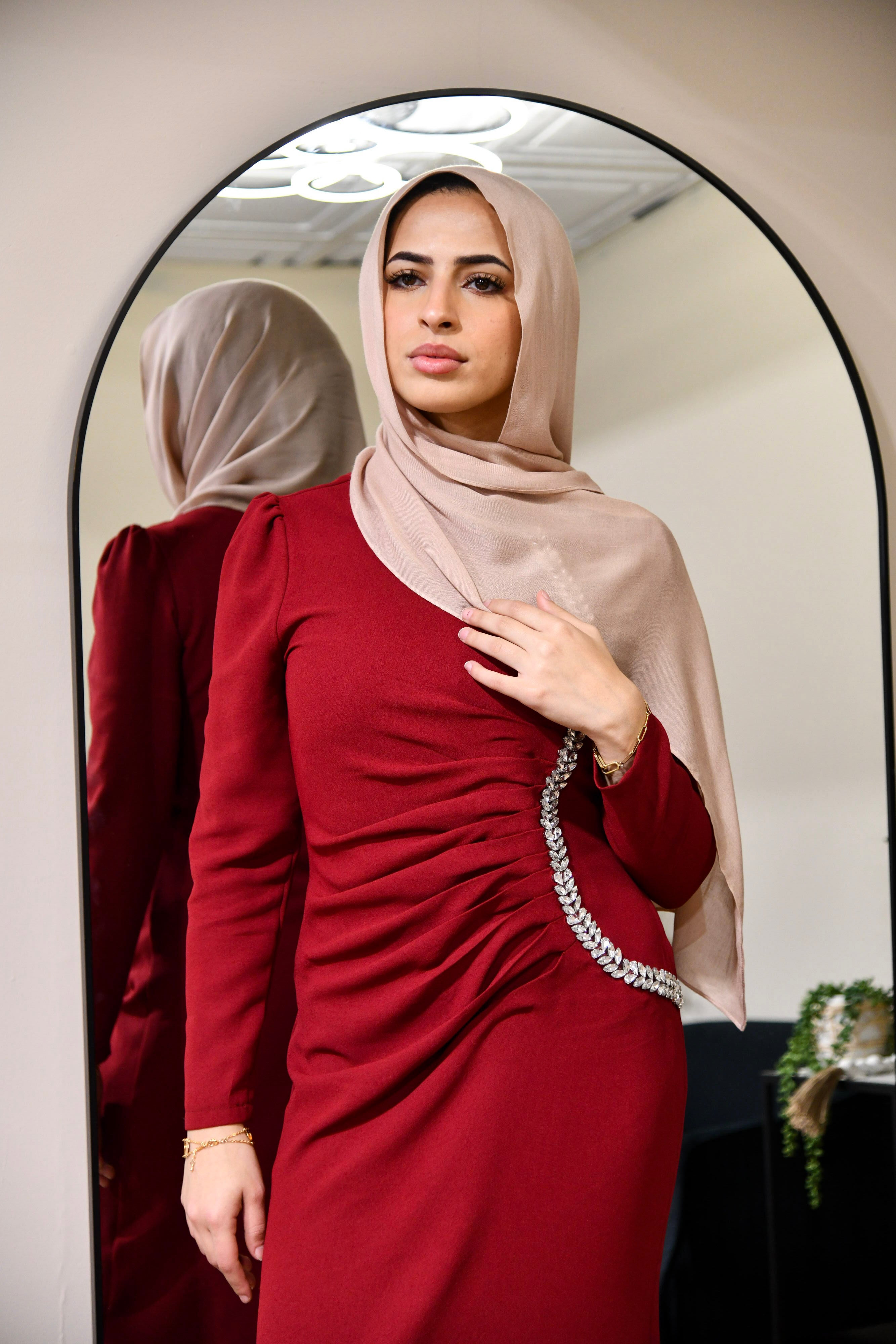 Elegant Crystal Maxi Dress - Maroon