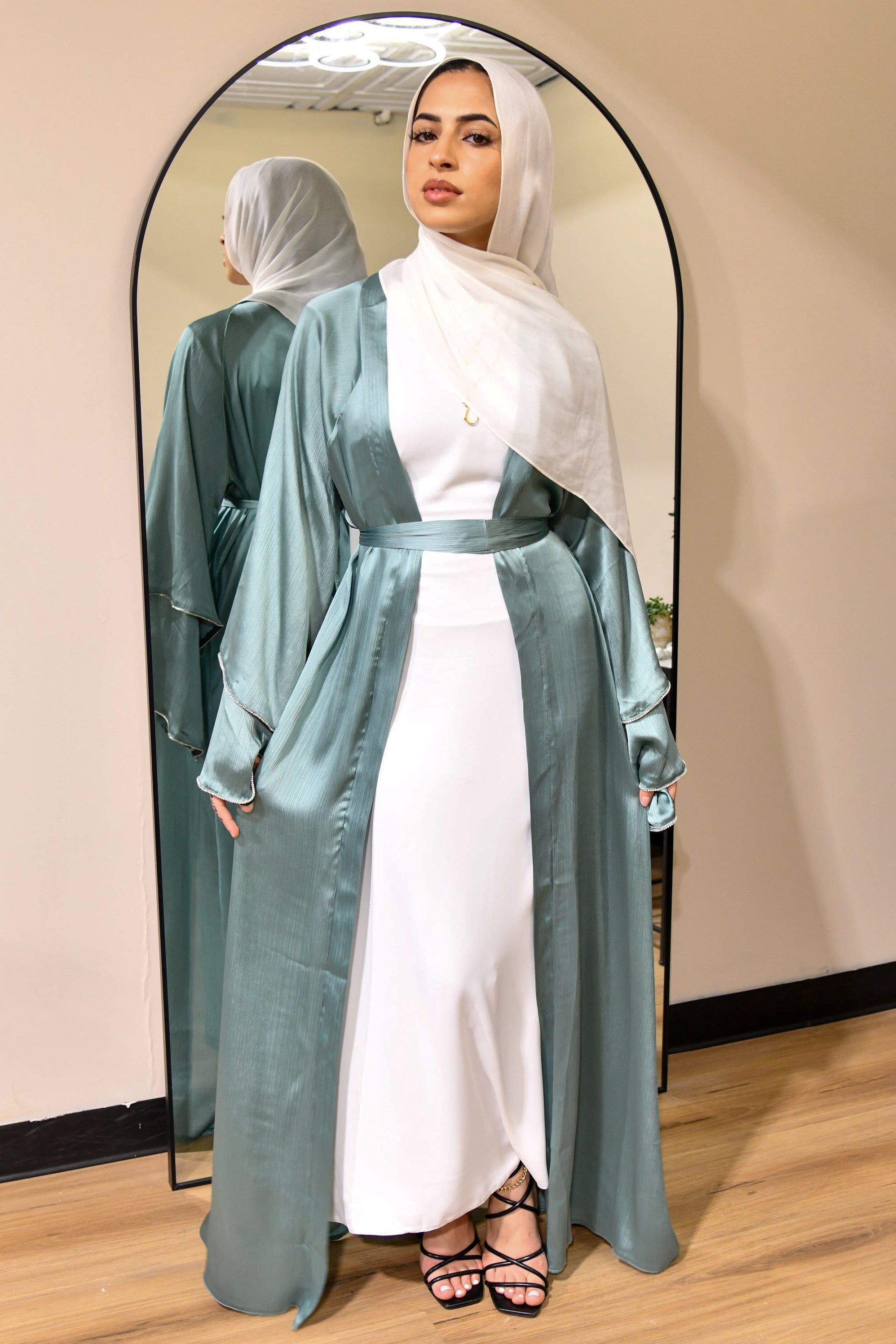 Satin Crystal Abaya Set - Soft Mint