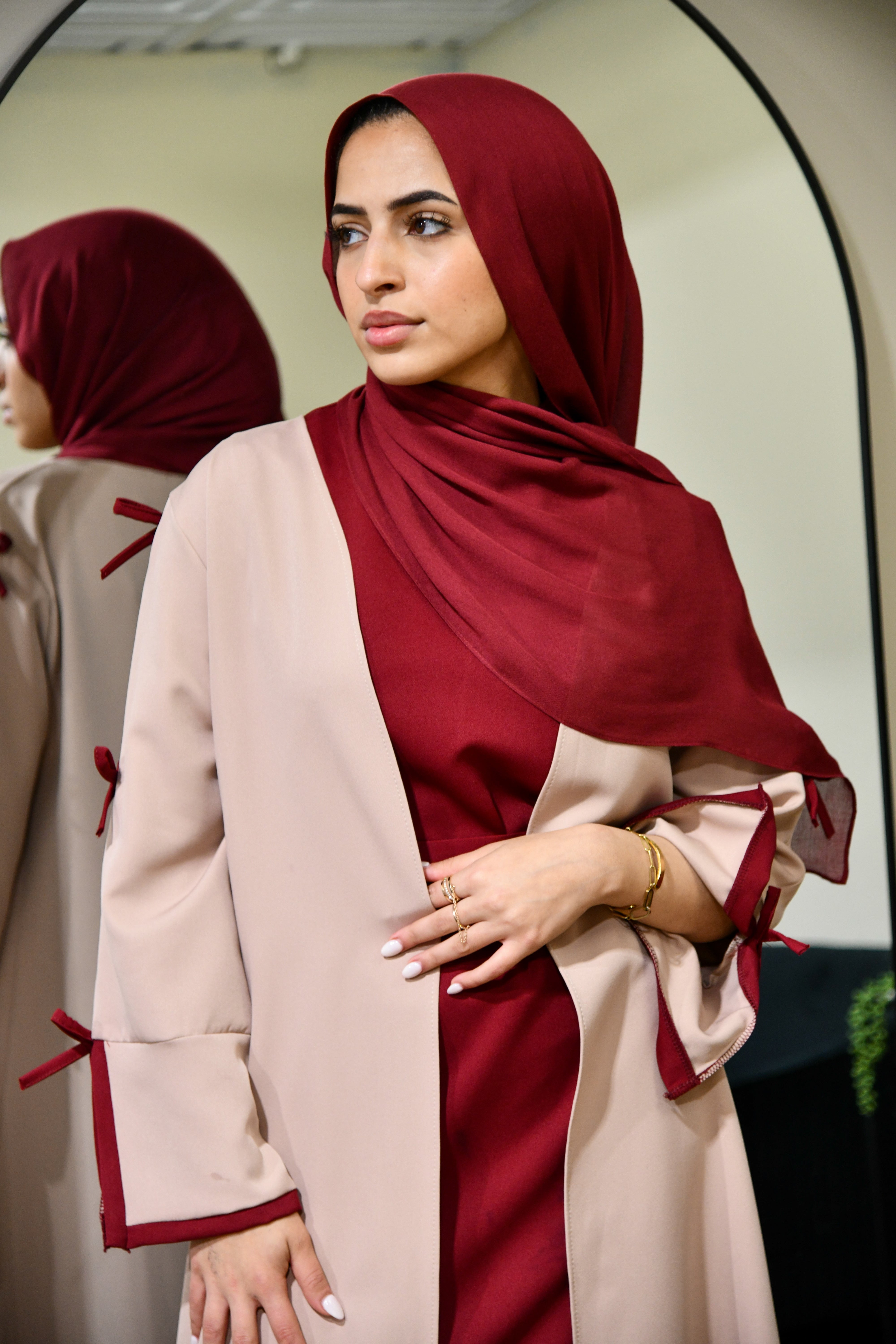 Dual Tone Bow Abaya Set - Maroon