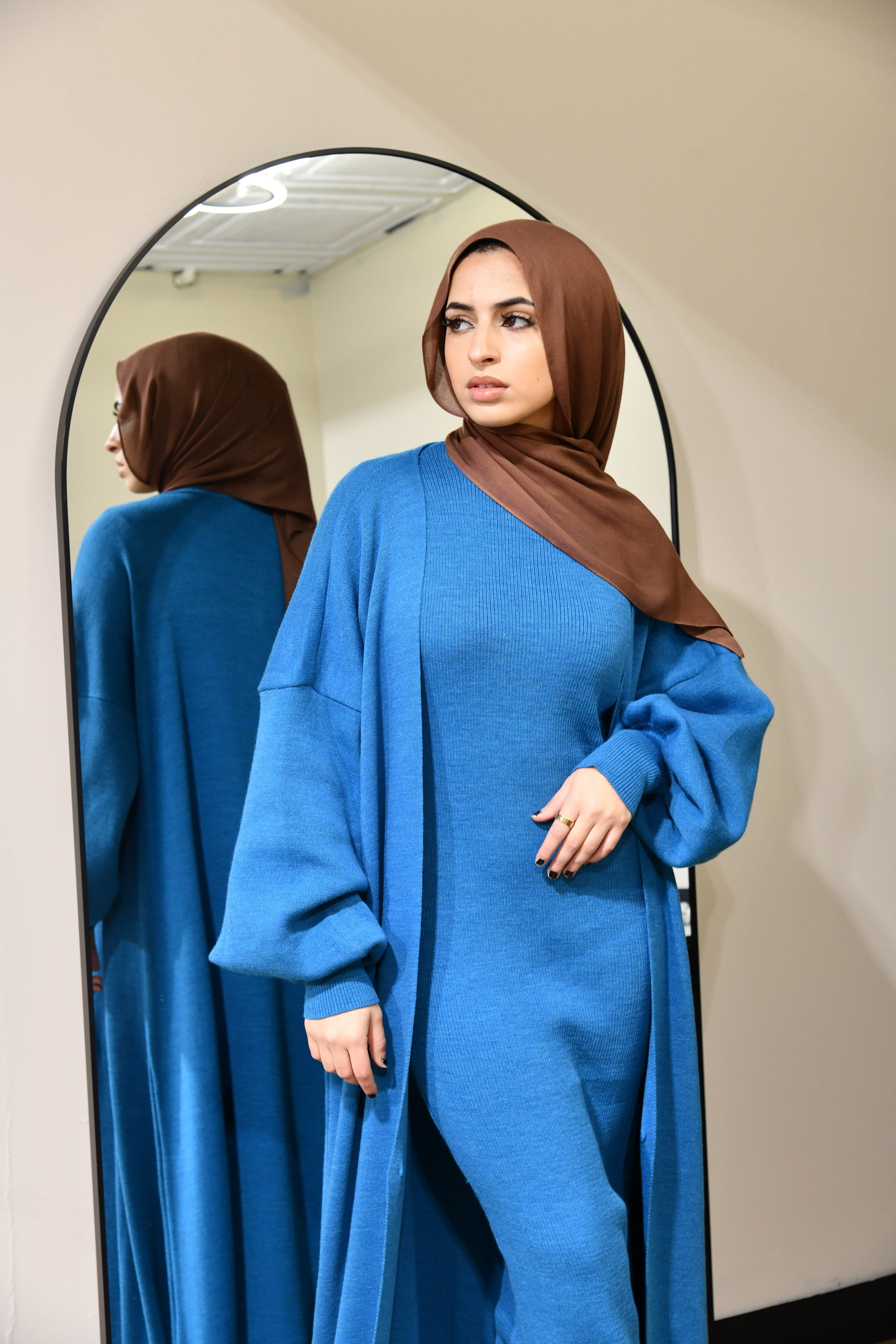 Knitted Abaya 2 Piece Set - Blue