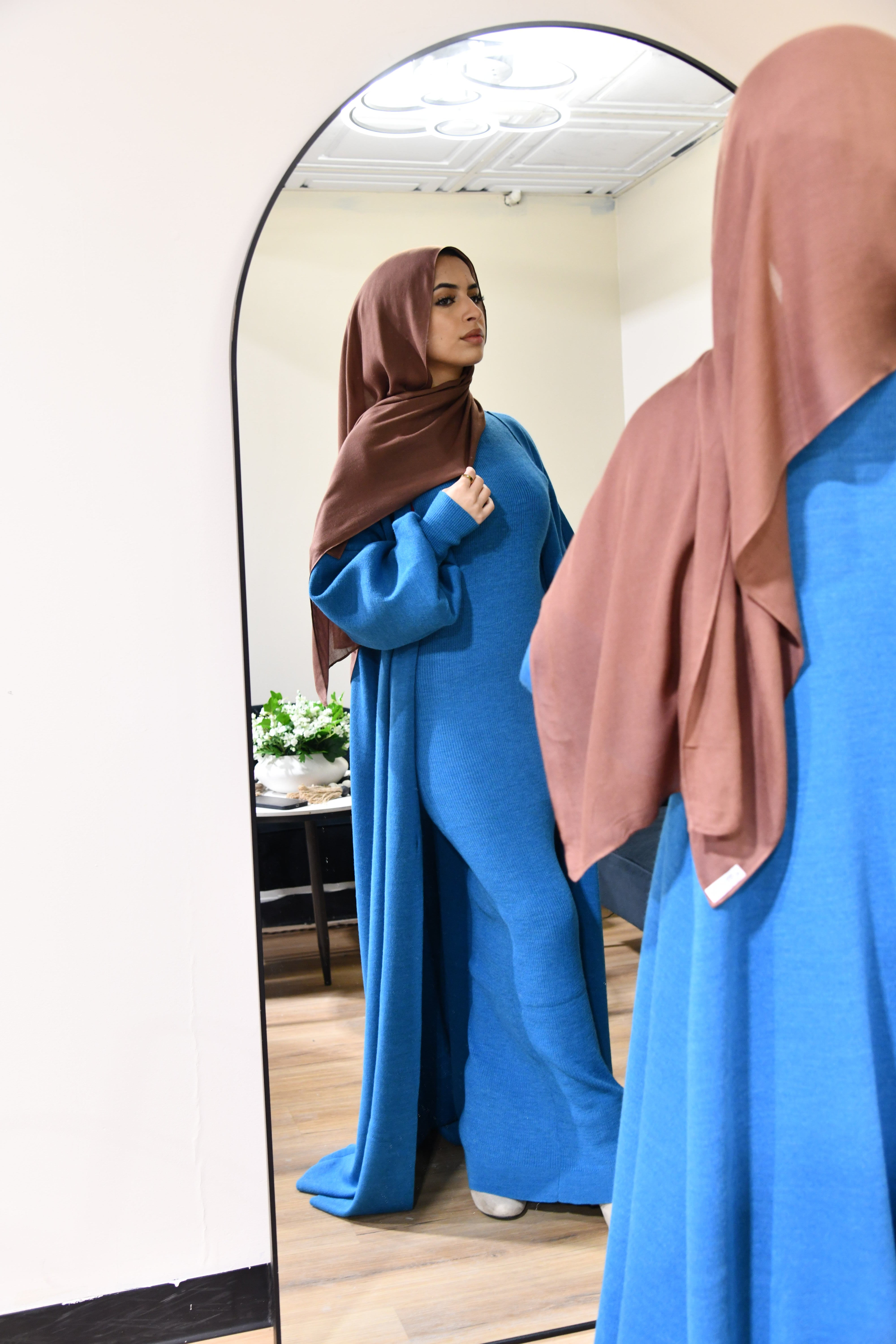 Knitted Abaya 2 Piece Set - Blue