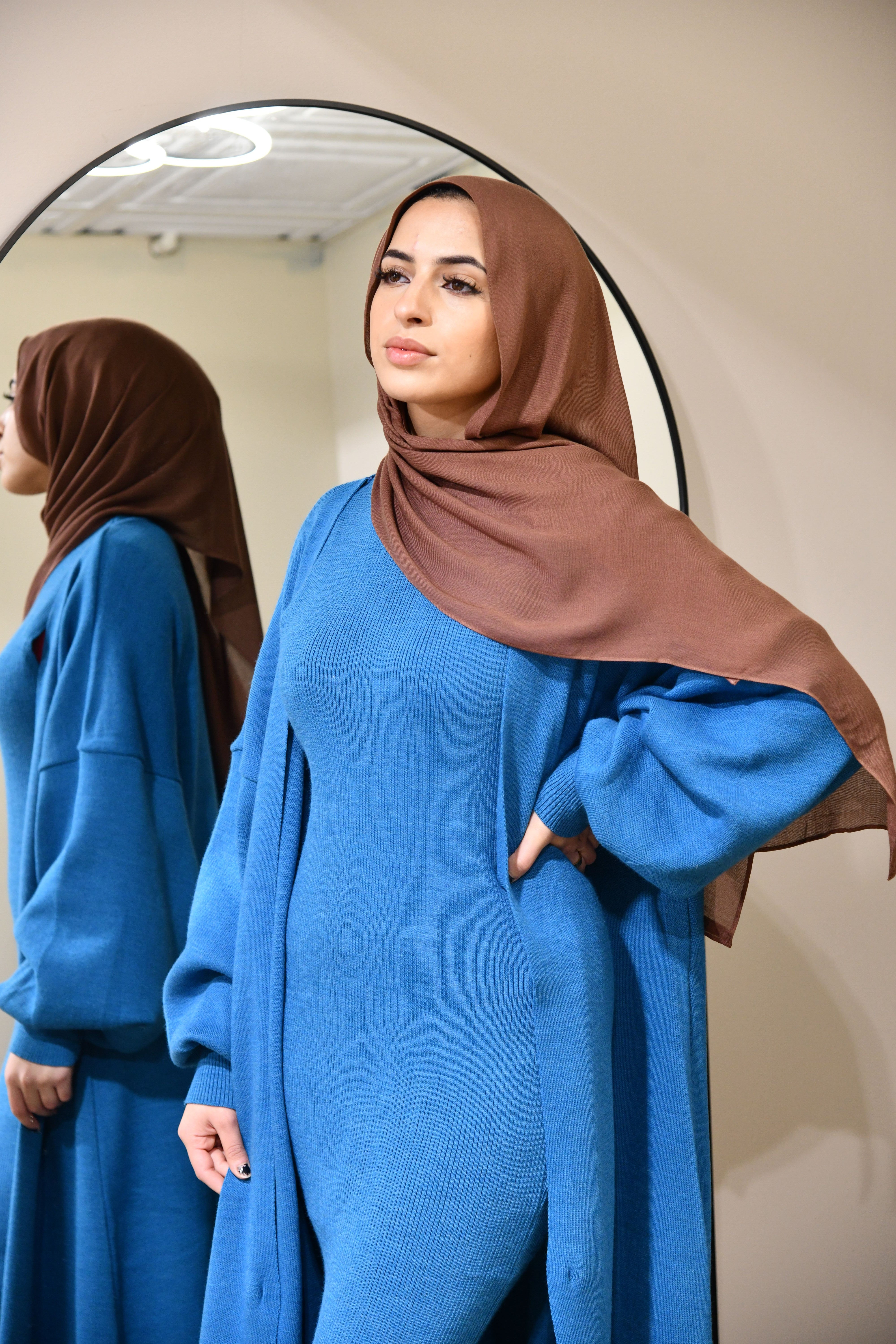 Knitted Abaya 2 Piece Set - Blue