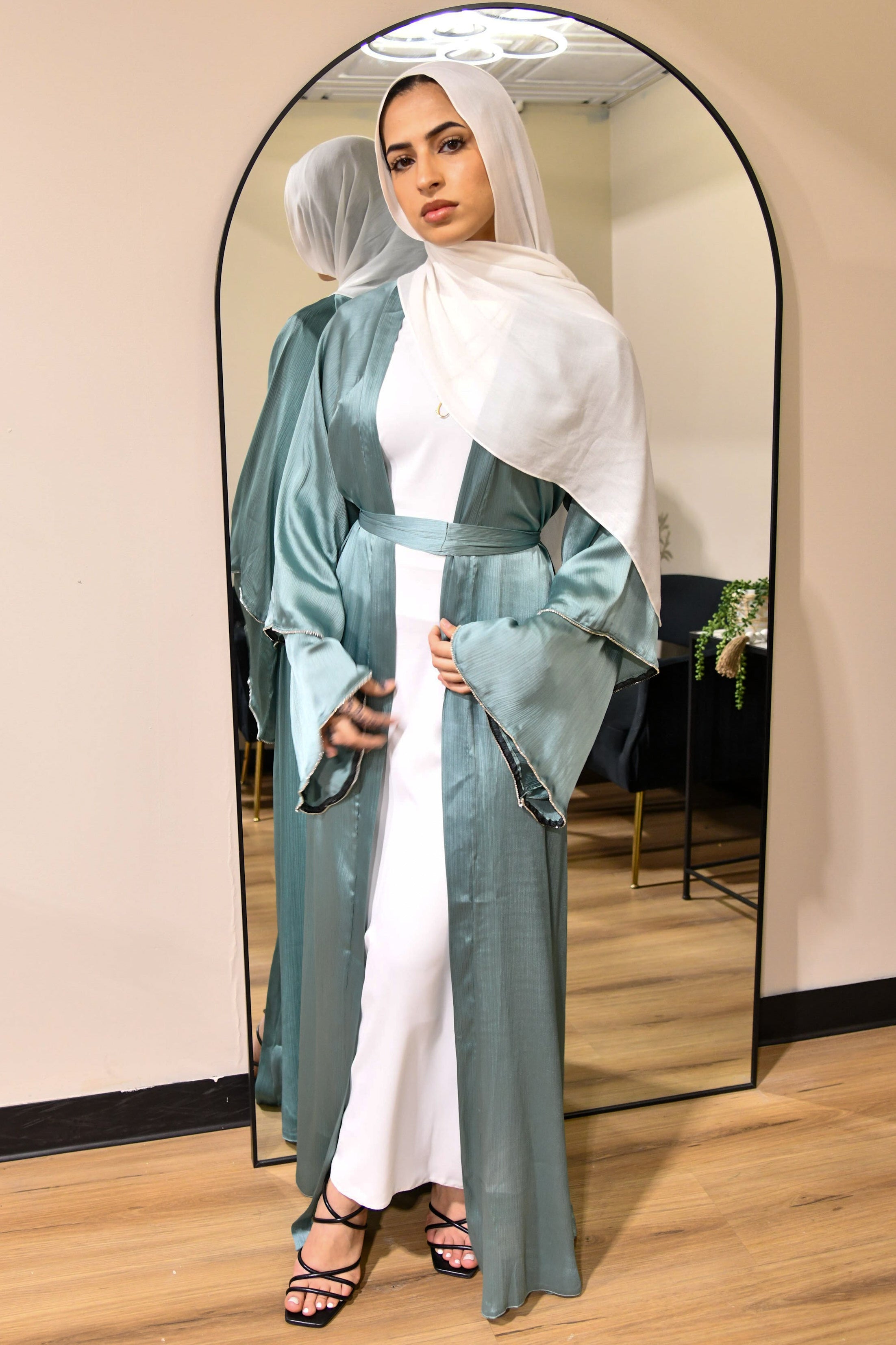 Satin Crystal Abaya Set - Soft Mint