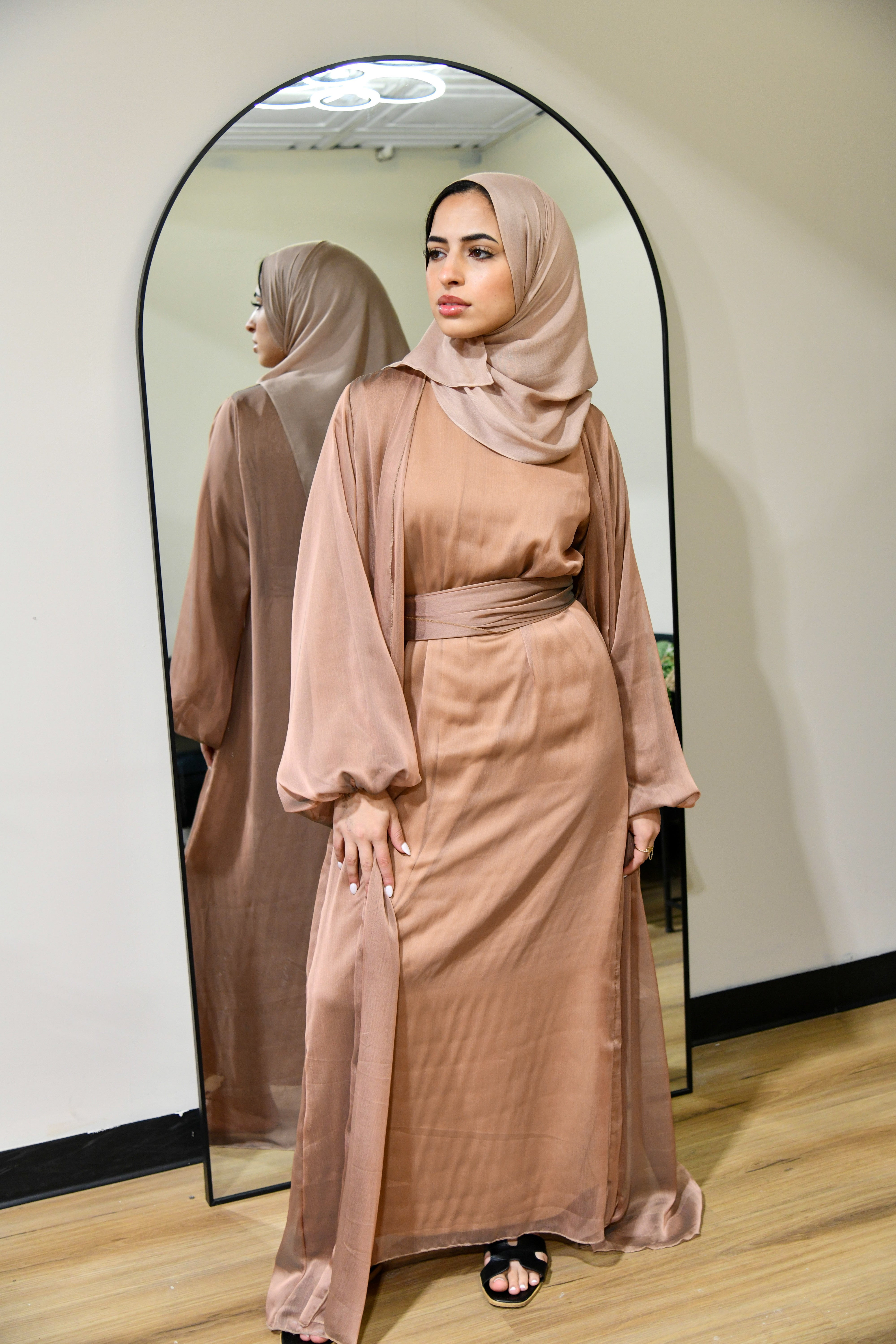 Chiffon Abaya 2 Piece Set - Beige