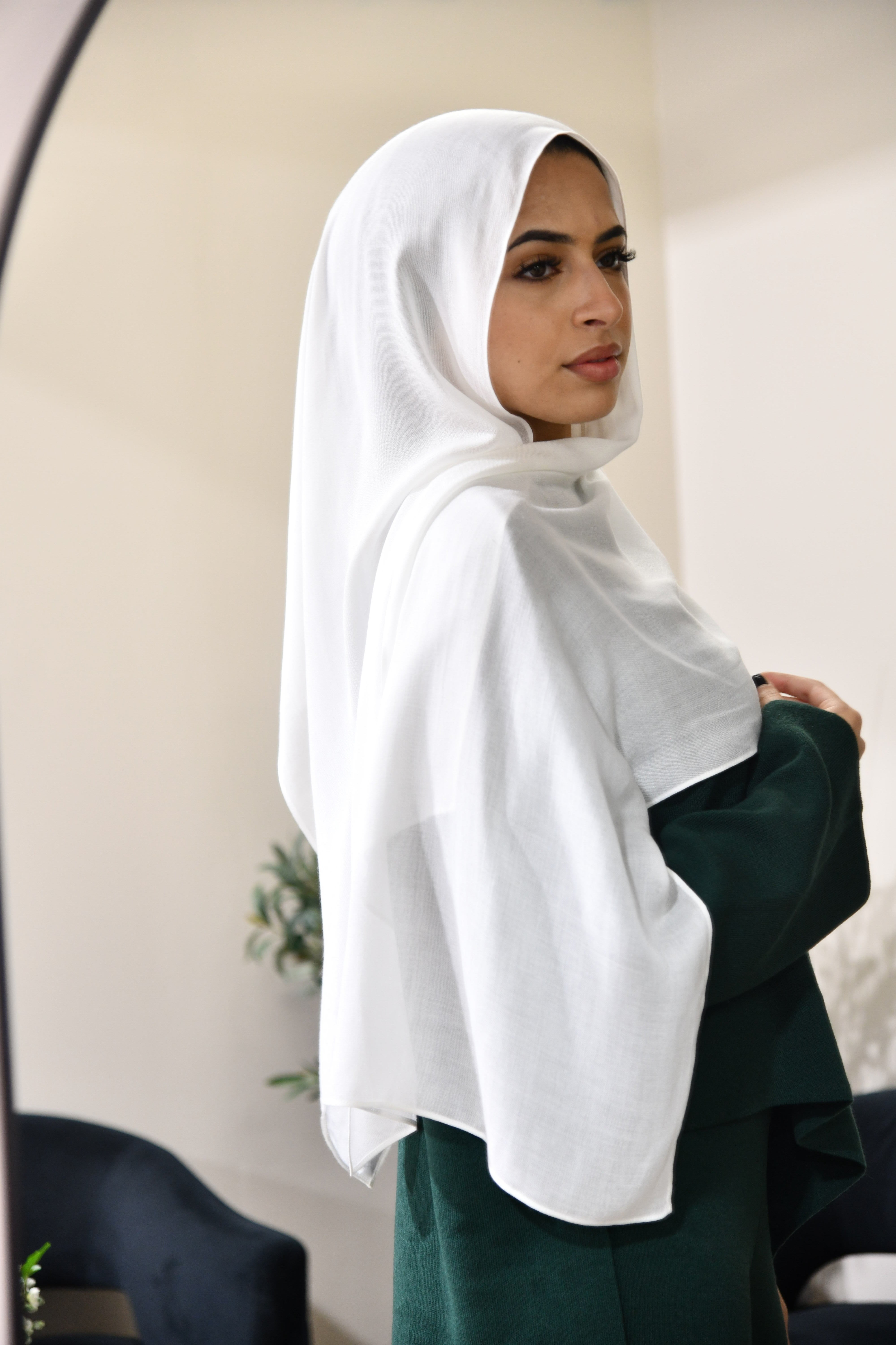 Premium Modal Hijab - Bright White