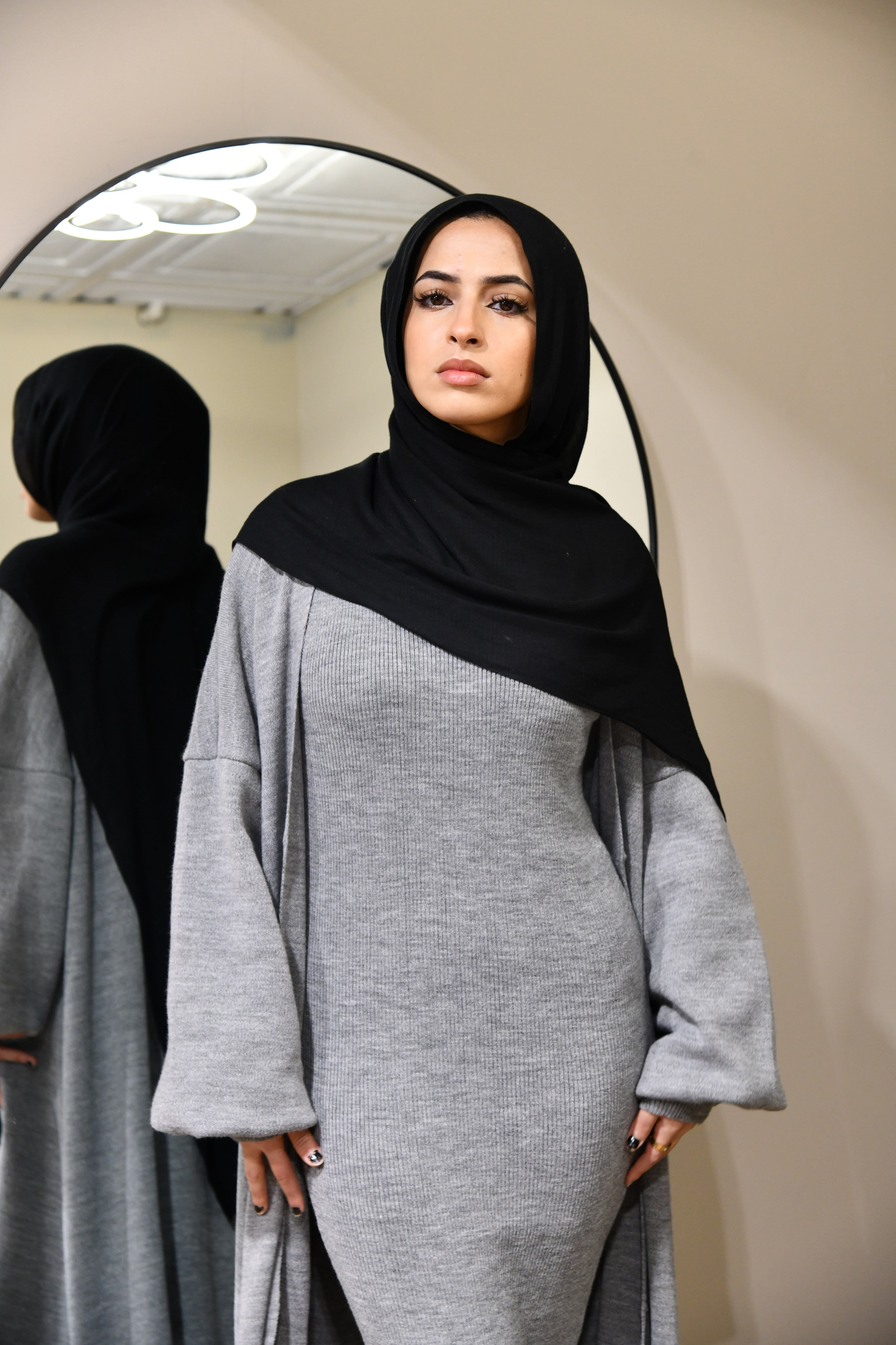 Knitted Abaya 2 Piece Set - Grey