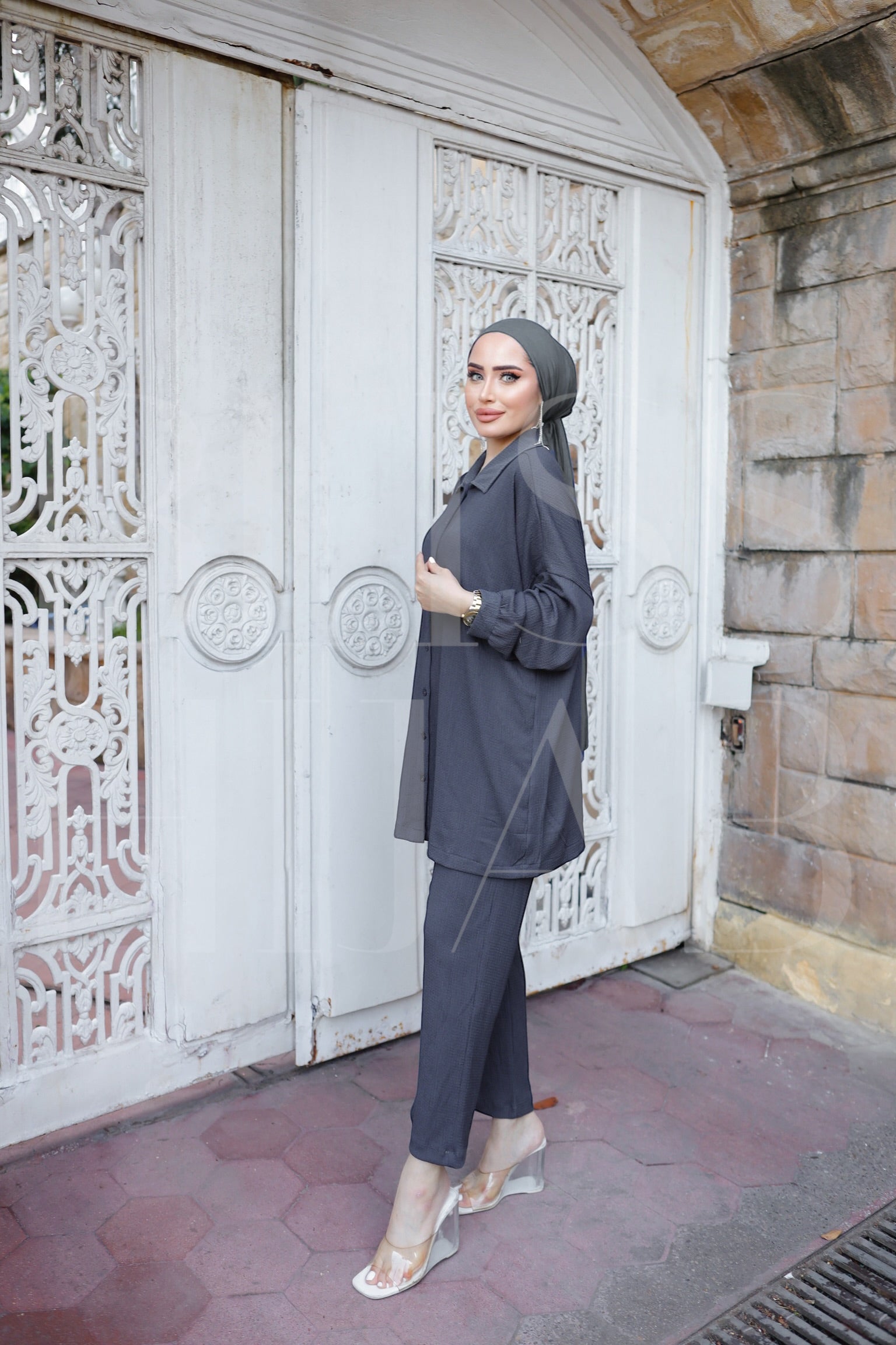 Fatin Buttoned Cotton 2 Piece Set - Charcoal