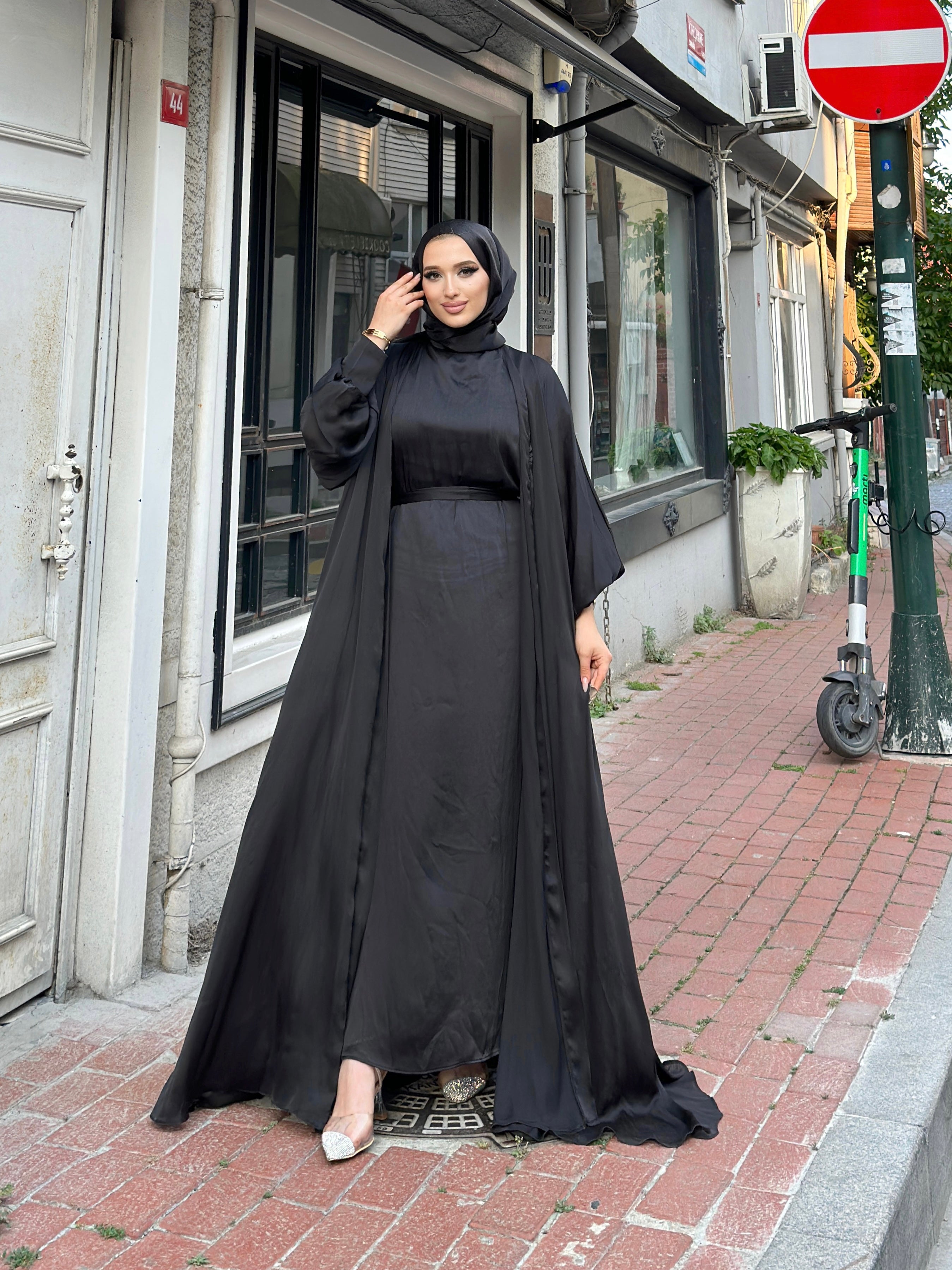 Menna Satin 2 Piece Abaya Set - Black