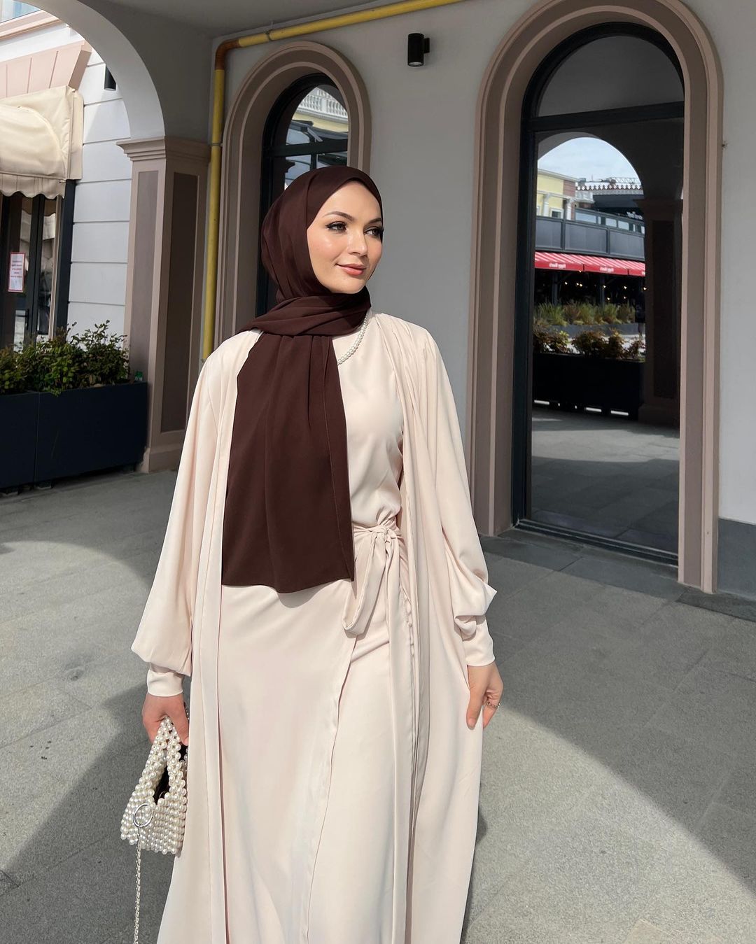 Nesreen 3 Piece Abaya Set - Beige