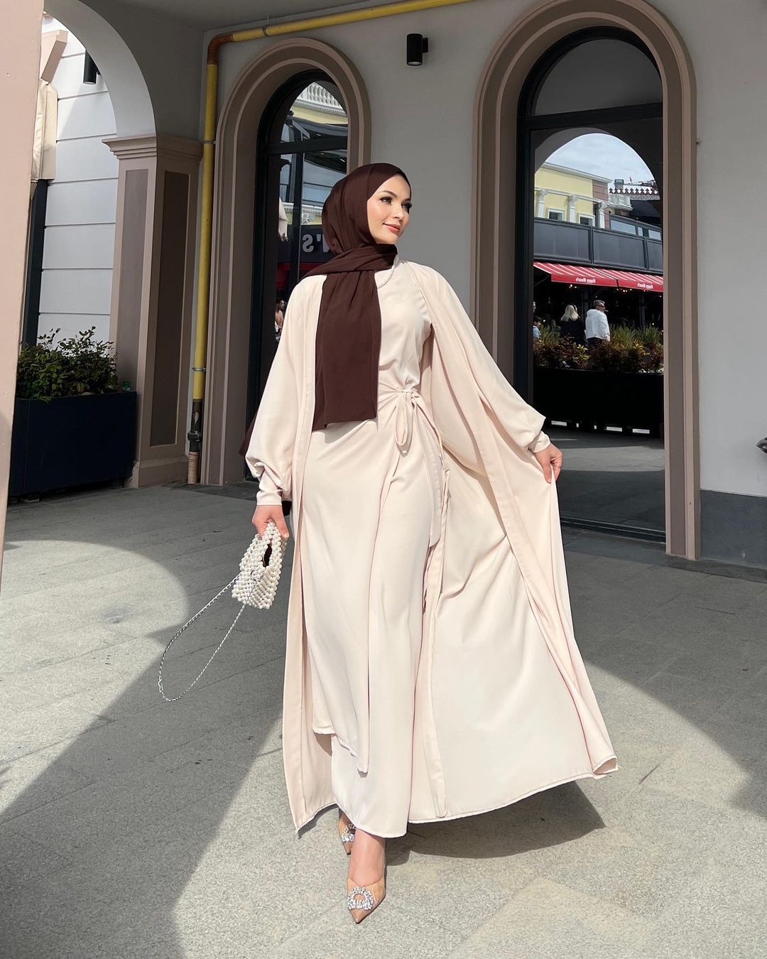 Nesreen 3 Piece Abaya Set - Beige