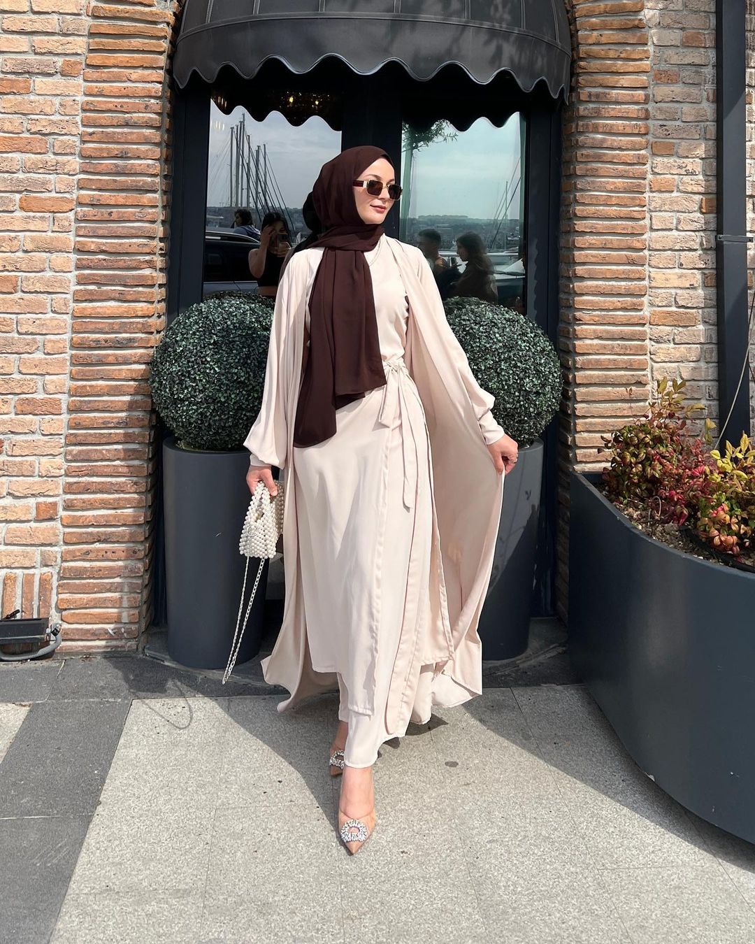 Nesreen 3 Piece Abaya Set - Beige