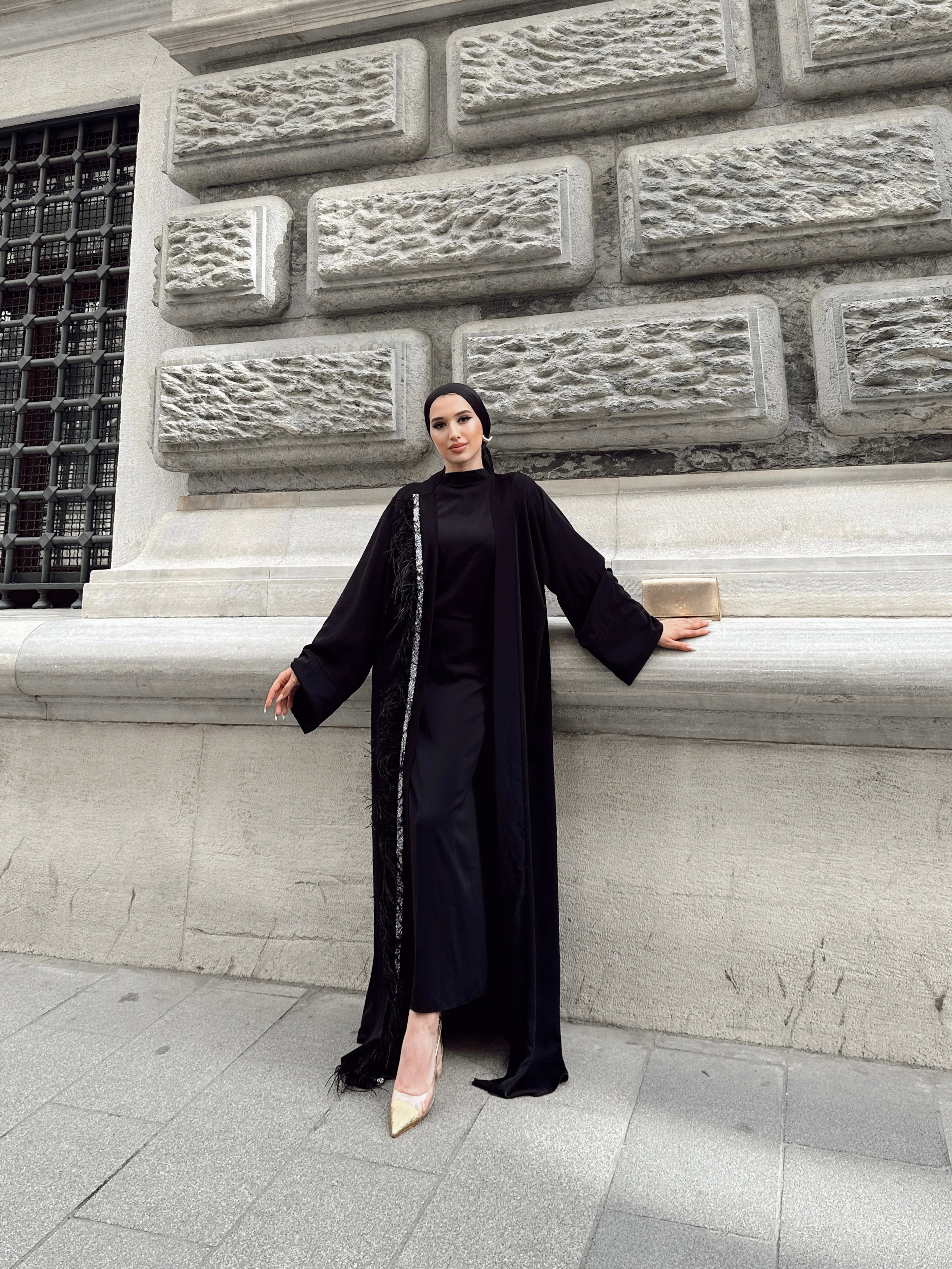 Jenin Crystal Feather 2 Piece Abaya Set - Black