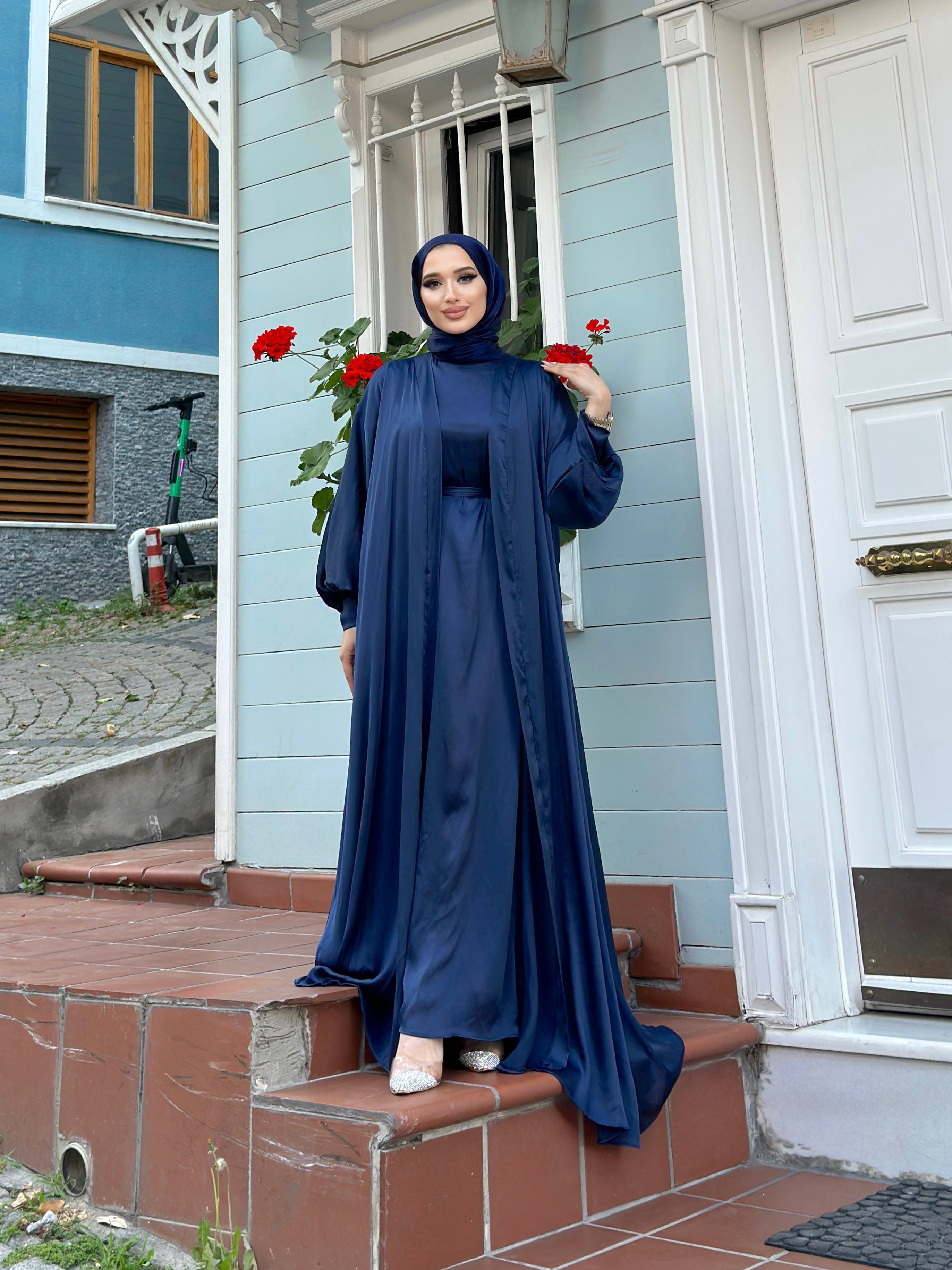 Menna Satin 2 Piece Abaya Set - Navy