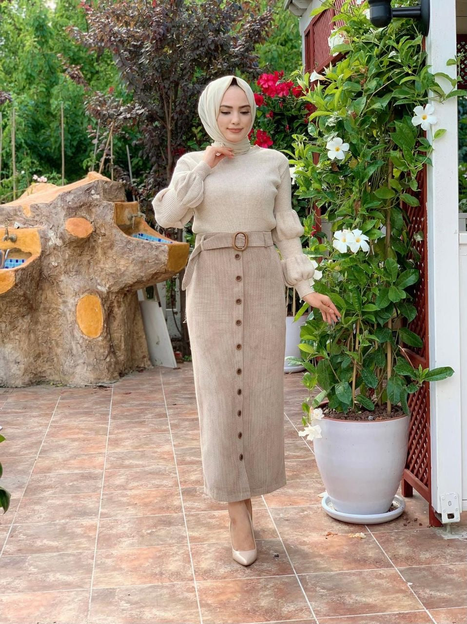 Corduroy Skirt W/ Belt - Beige